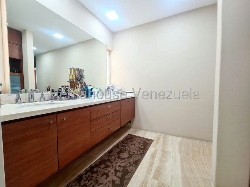 Casa (Duplex) en Venta en Miranda, Distrito Metropolitano - 25