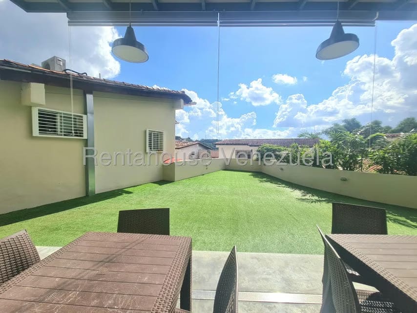 Casa (Duplex) en Venta en Miranda, Distrito Metropolitano - 35