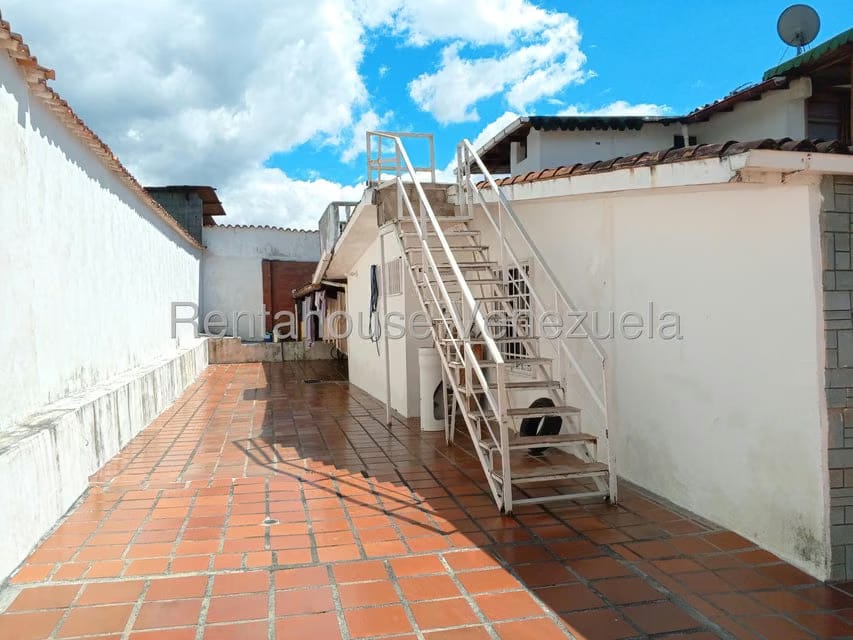 Casa (Multipes Niveles) en Venta en Segunda Sabana, Trujillo - 25