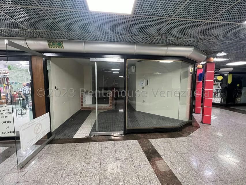 Comercial (Local Comercial) en Alquiler en El Cafetal, Distrito Metropolitano - 2