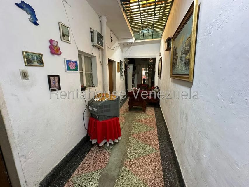 Casa (Duplex) en Venta en Catia, Distrito Metropolitano - 11