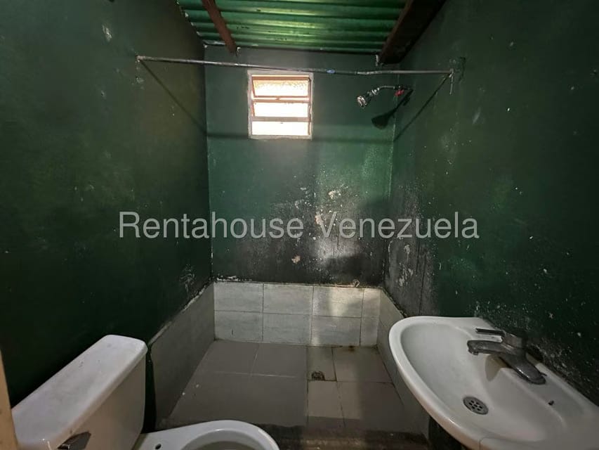 Casa (Duplex) en Venta en Catia, Distrito Metropolitano - 21