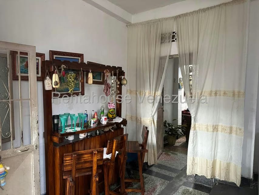 Casa (Duplex) en Venta en Catia, Distrito Metropolitano - 4