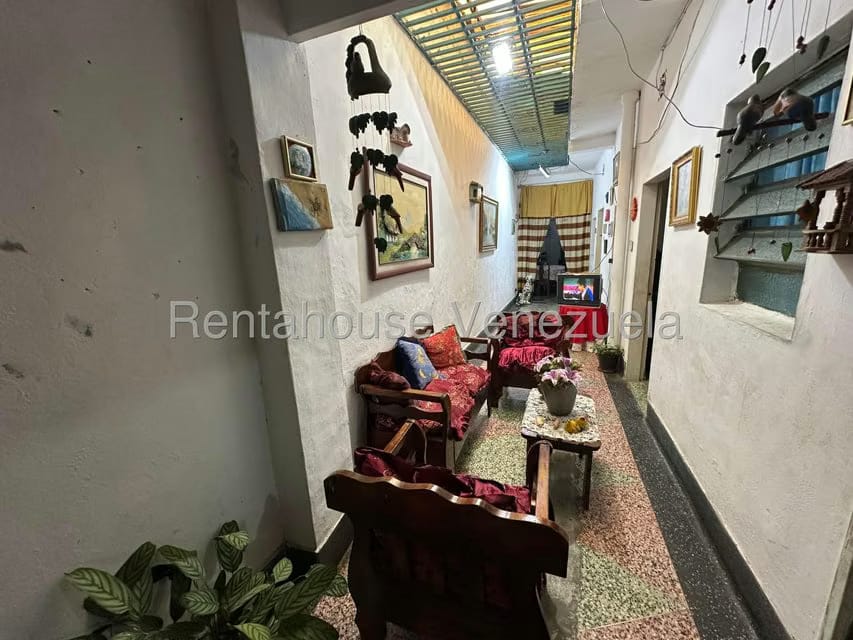 Casa (Duplex) en Venta en Catia, Distrito Metropolitano - 5