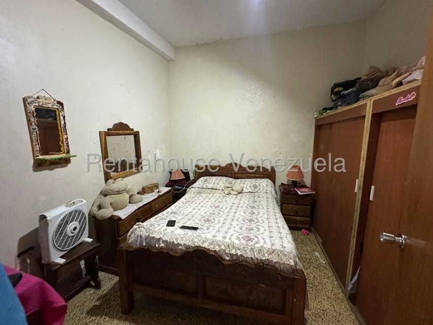 Casa (Duplex) en Venta en Catia, Distrito Metropolitano - 10
