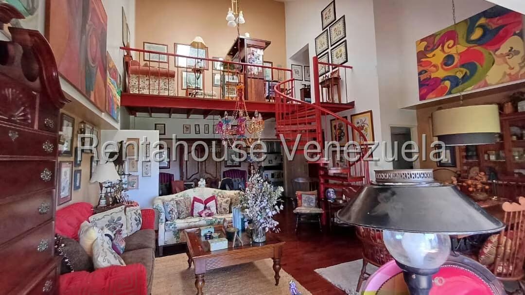 Apartamento (Penthouse) en Venta en La Tahona, Distrito Metropolitano - 2