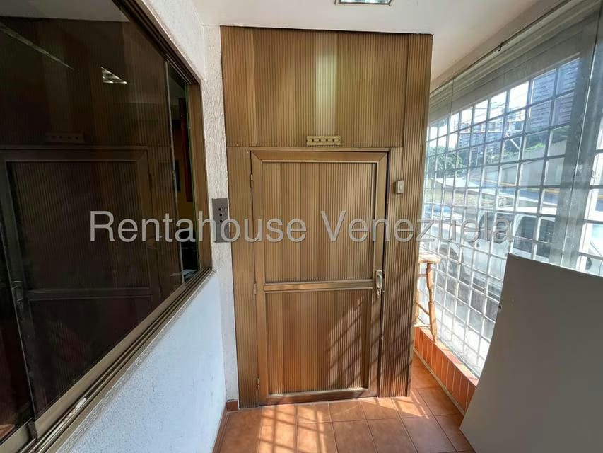 Comercial (Local Comercial) en Alquiler en Santa Fe Norte, Distrito Metropolitano - 8