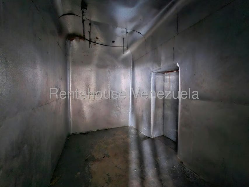 Comercial (Local Comercial) en Venta en Santa Rita, Aragua - 21