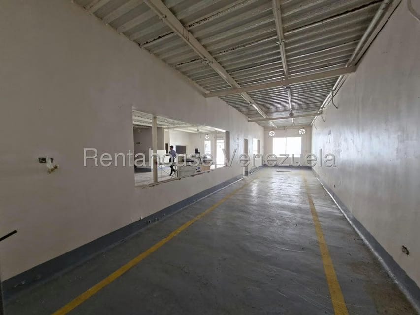 Comercial (Local Comercial) en Venta en Santa Rita, Aragua - 36