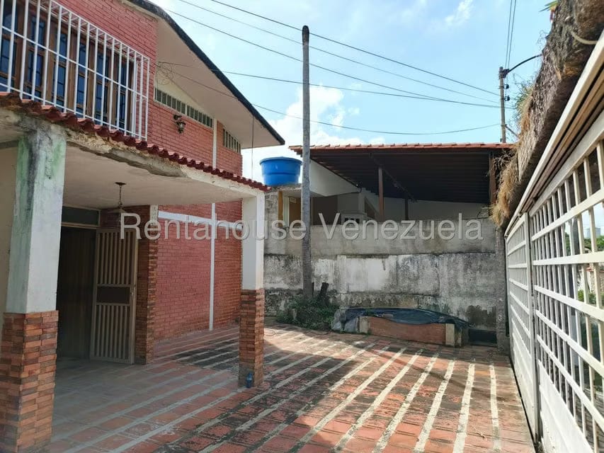 Casa (Duplex) en Alquiler en Valle Arriba, Miranda - 2