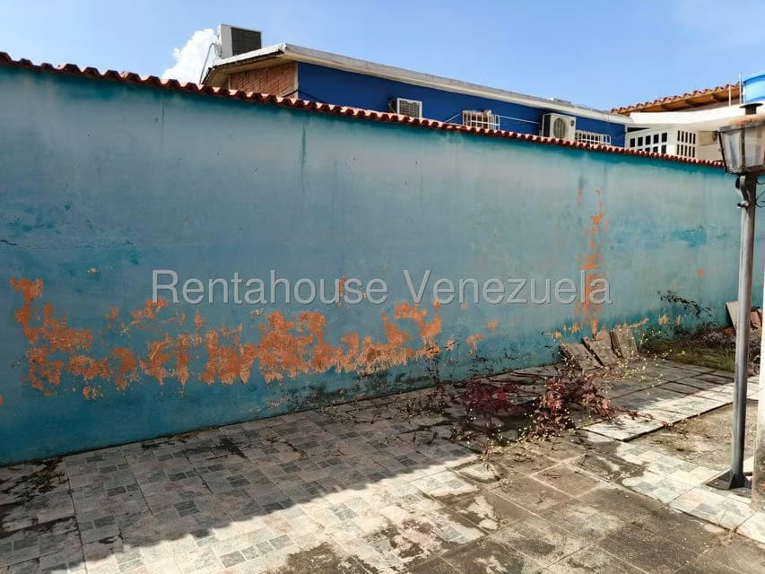 Casa (Duplex) en Alquiler en Valle Arriba, Miranda - 11