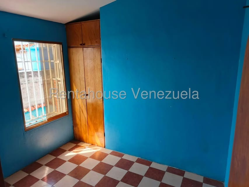 Casa (Duplex) en Alquiler en Valle Arriba, Miranda - 15