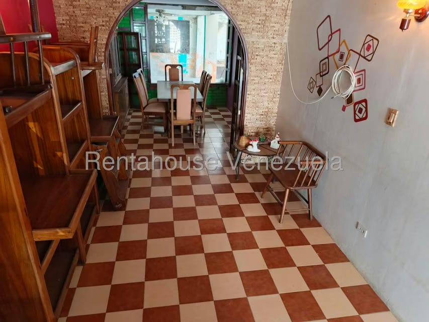 Casa (Duplex) en Alquiler en Valle Arriba, Miranda - 4