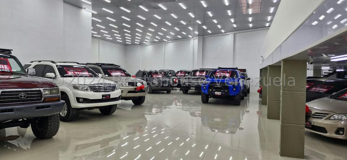 Comercial (Local Comercial) en Venta en Los Cortijos de Lourdes, Distrito Metropolitano - 4