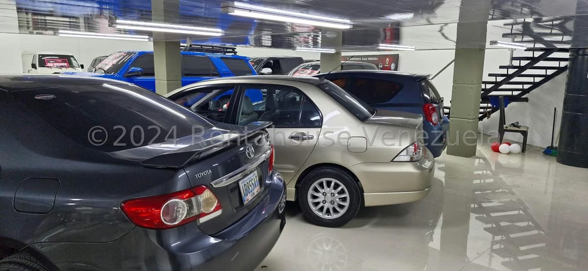 Comercial (Local Comercial) en Venta en Los Cortijos de Lourdes, Distrito Metropolitano - 5