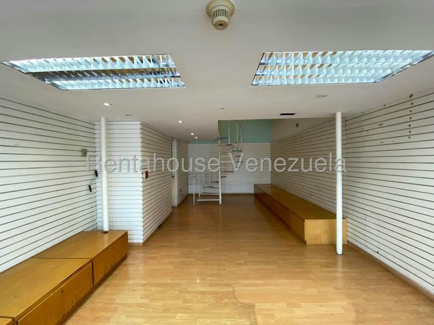 Comercial (Local Comercial) en Venta en Prados del Este, Distrito Metropolitano - 15