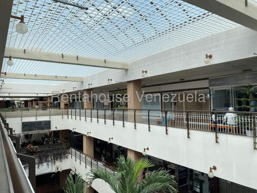 Comercial (Local Comercial) en Venta en Prados del Este, Distrito Metropolitano - 16