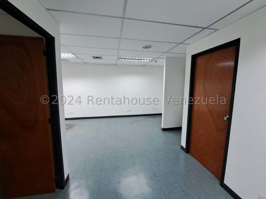 Comercial (Oficina) en Alquiler en Los Ruices, Distrito Metropolitano - 9