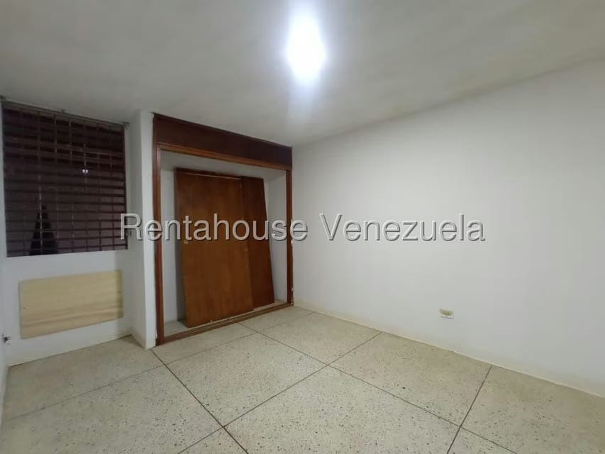 Casa (1 Nivel) en Alquiler en Campo Maraven, Falcon - 11