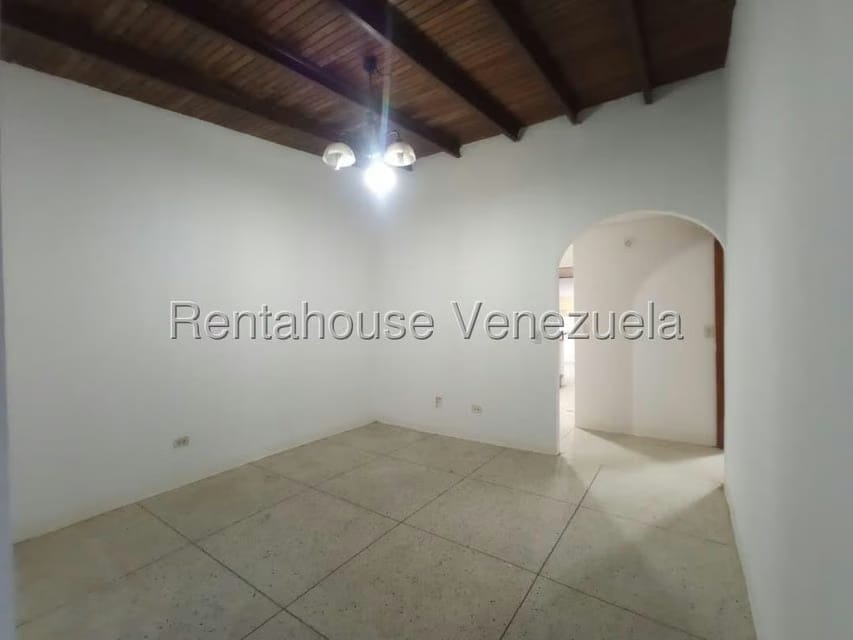 Casa (1 Nivel) en Alquiler en Campo Maraven, Falcon - 5