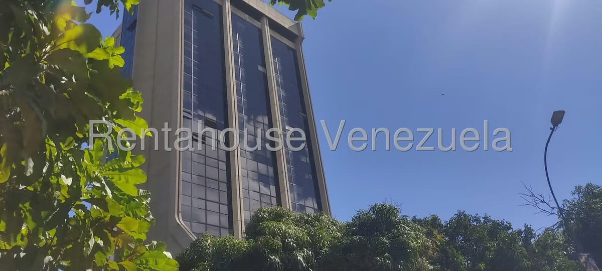 Comercial (Oficina) en Alquiler en Colinas de Bello Monte, Distrito Metropolitano