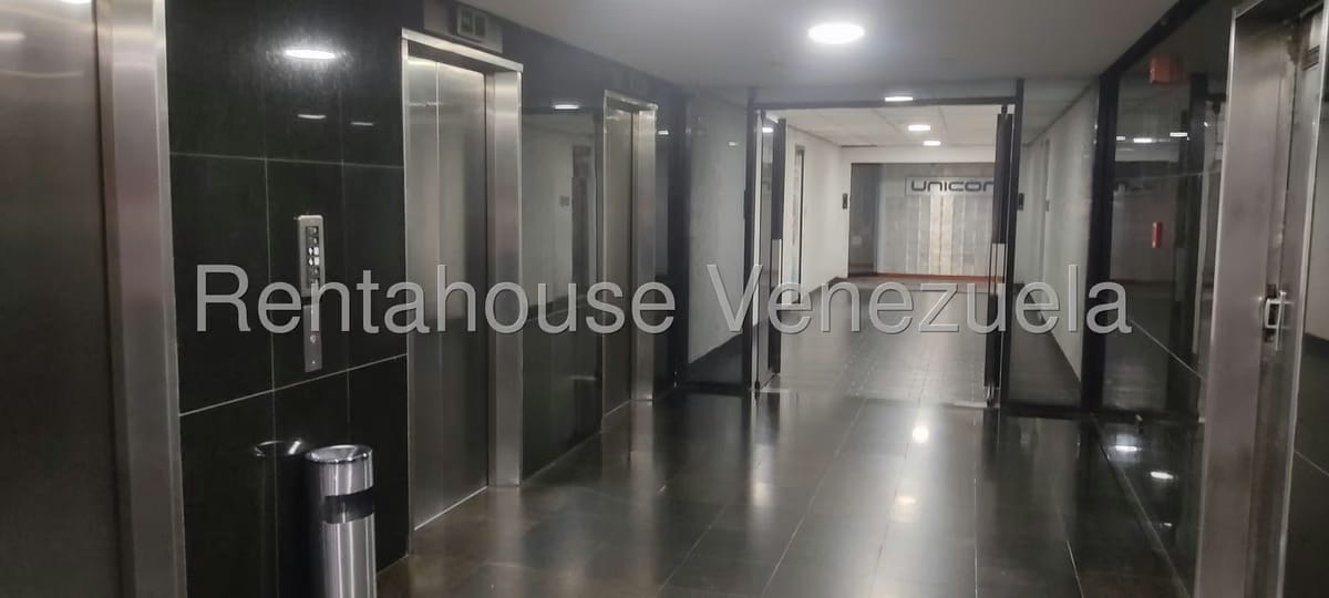 Comercial (Oficina) en Alquiler en Colinas de Bello Monte, Distrito Metropolitano - 3