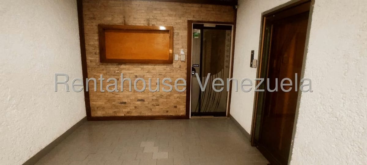 Comercial (Oficina) en Alquiler en Colinas de Bello Monte, Distrito Metropolitano - 5