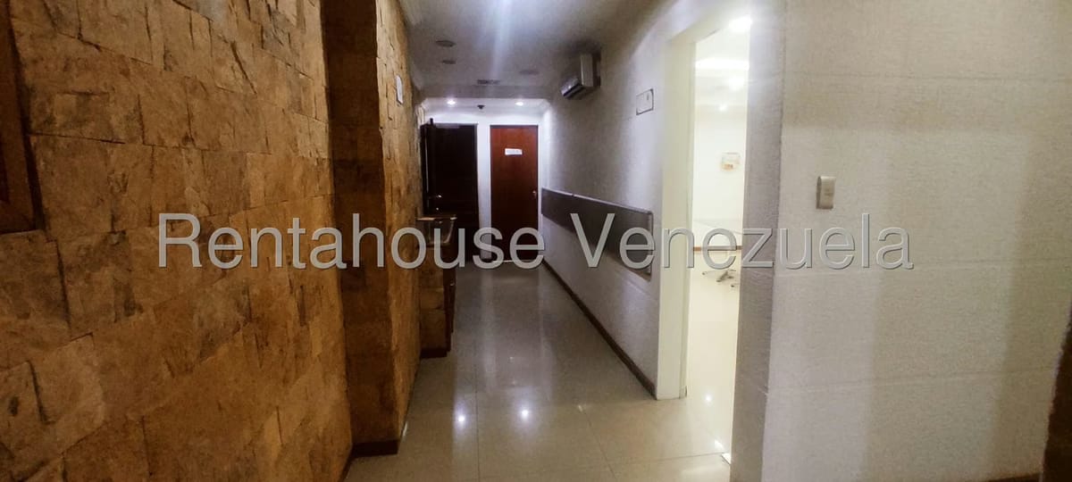 Comercial (Oficina) en Alquiler en Colinas de Bello Monte, Distrito Metropolitano - 8