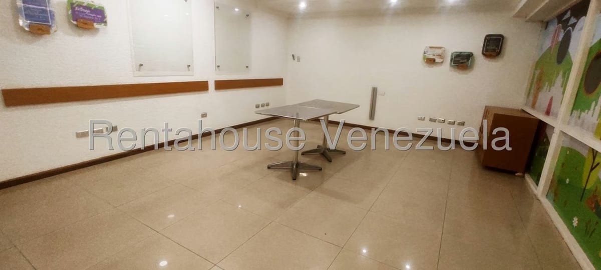 Comercial (Oficina) en Alquiler en Colinas de Bello Monte, Distrito Metropolitano - 10