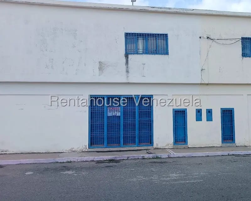 Comercial (Local Comercial) en Alquiler en Zona Oeste, Lara - 2