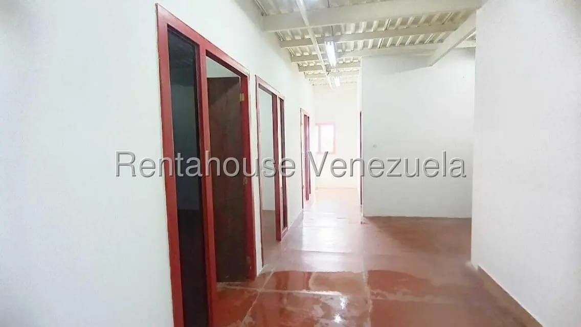 Comercial (Local Comercial) en Alquiler en Zona Oeste, Lara - 13