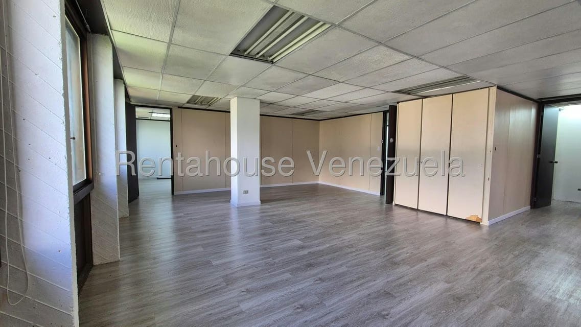 Comercial (Oficina) en Alquiler en Chuao, Distrito Metropolitano - 9