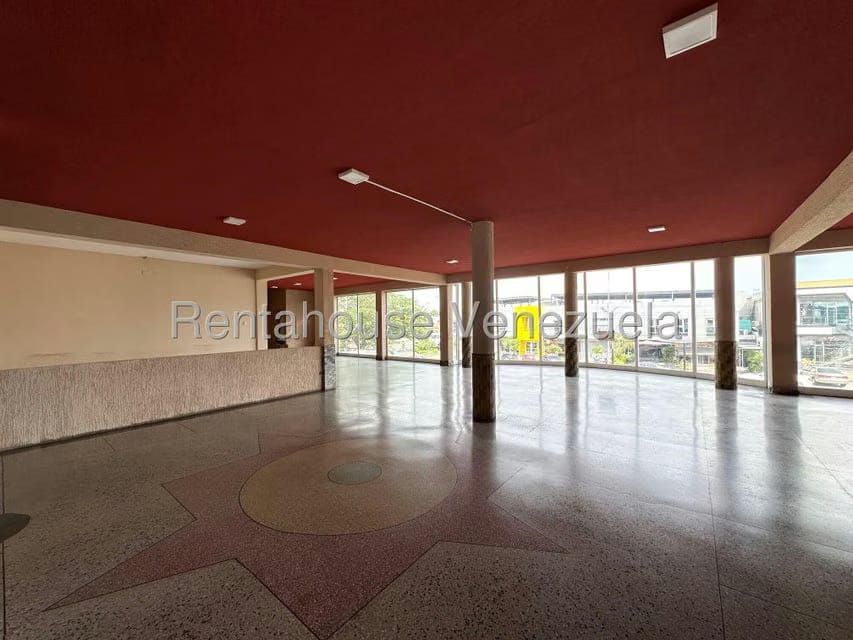 Comercial (Local Comercial) en Alquiler en Centro, Falcon - 2
