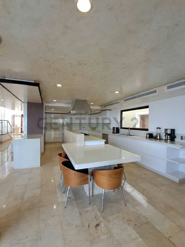 villa en alquiler - 4