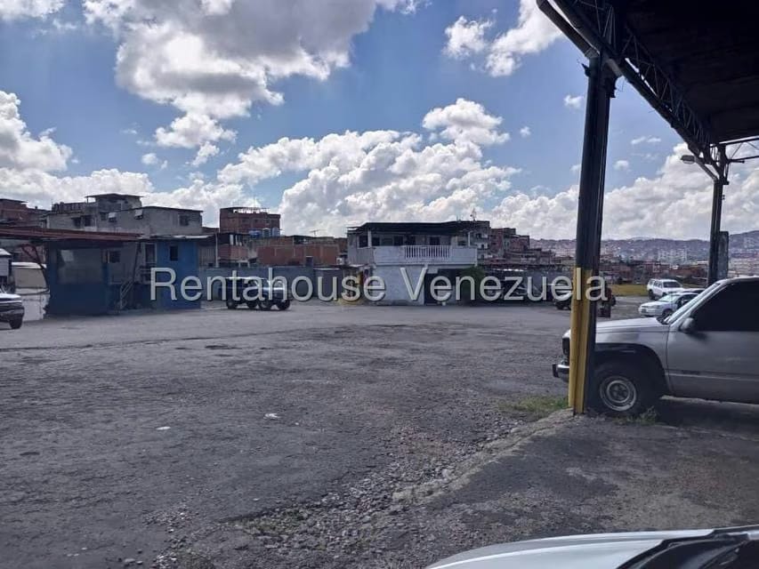 Comercial (Estacionamiento) en Venta en Catia, Distrito Metropolitano - 30