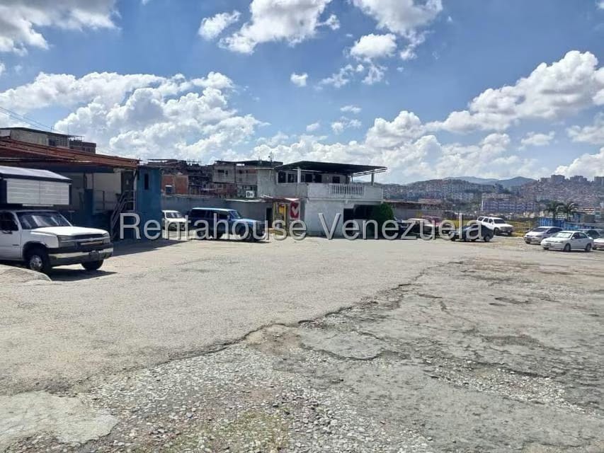 Comercial (Estacionamiento) en Venta en Catia, Distrito Metropolitano - 36