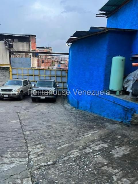 Comercial (Estacionamiento) en Venta en Catia, Distrito Metropolitano - 5