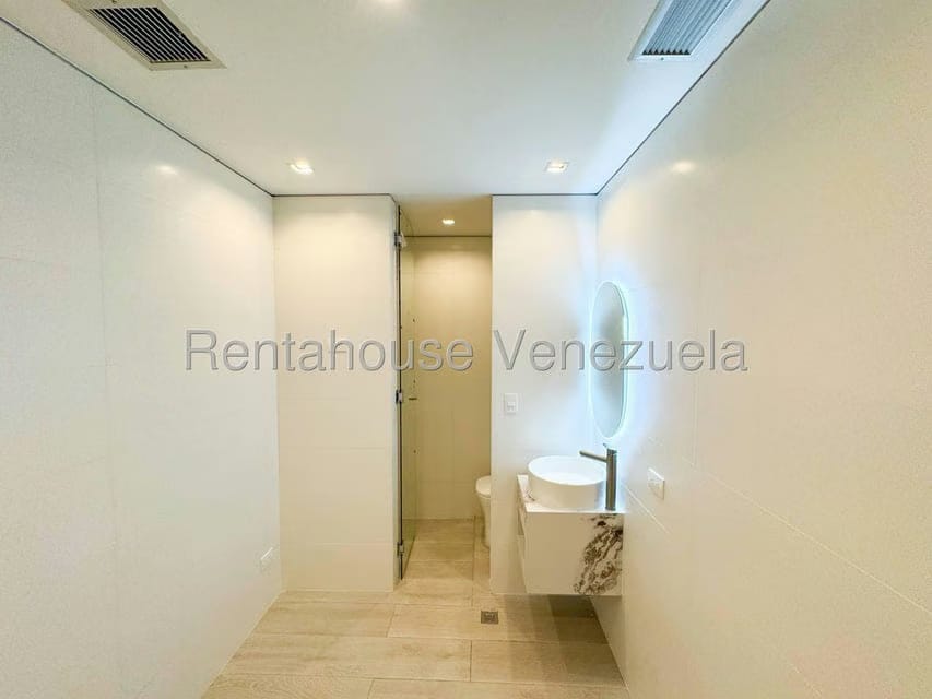 Apartamento (1 Nivel) en Alquiler en Las Mercedes, Distrito Metropolitano - 21