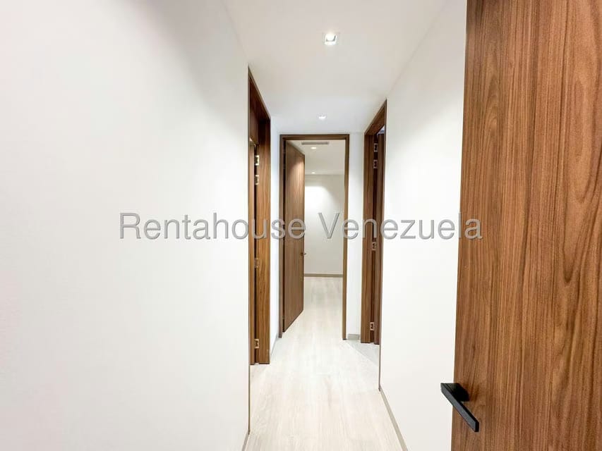 Apartamento (1 Nivel) en Alquiler en Las Mercedes, Distrito Metropolitano - 57