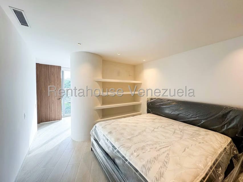 Apartamento (1 Nivel) en Alquiler en Las Mercedes, Distrito Metropolitano - 61