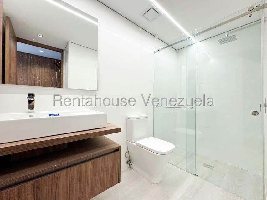 Apartamento (1 Nivel) en Alquiler en Las Mercedes, Distrito Metropolitano - 82