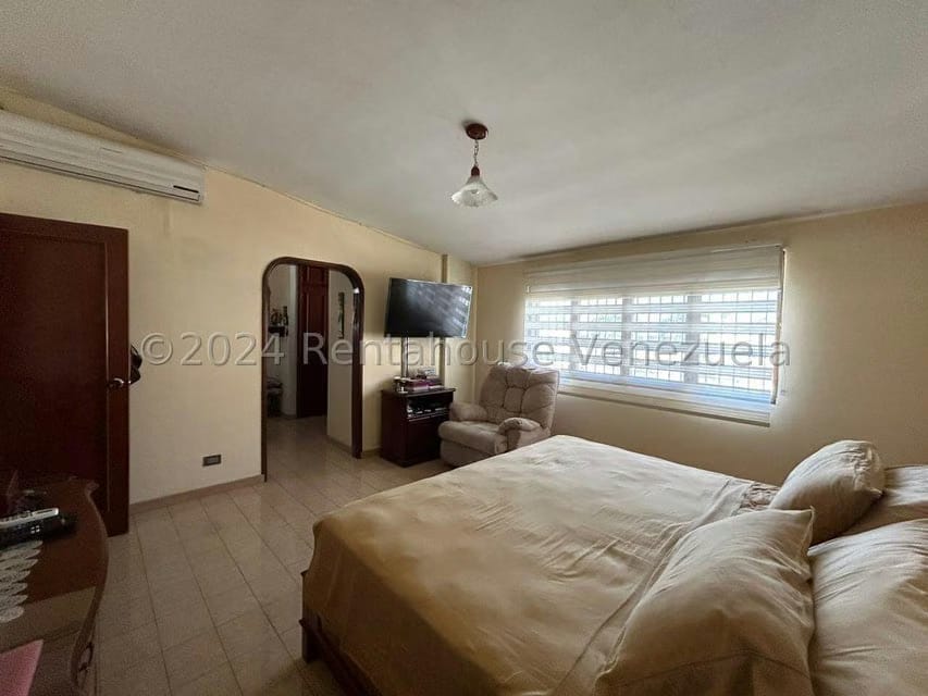 Casa (Duplex) en Venta en El Pedregal, Lara - 14