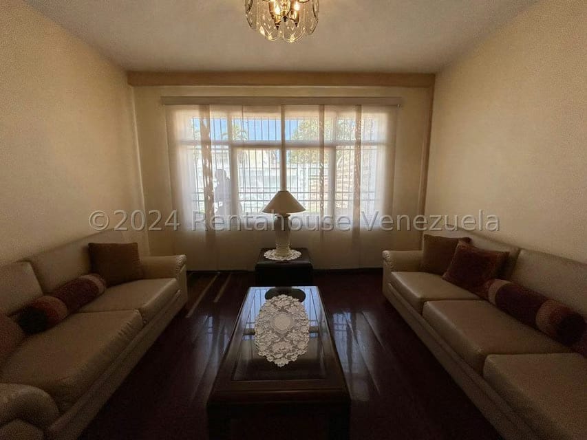 Casa (Duplex) en Venta en El Pedregal, Lara - 3