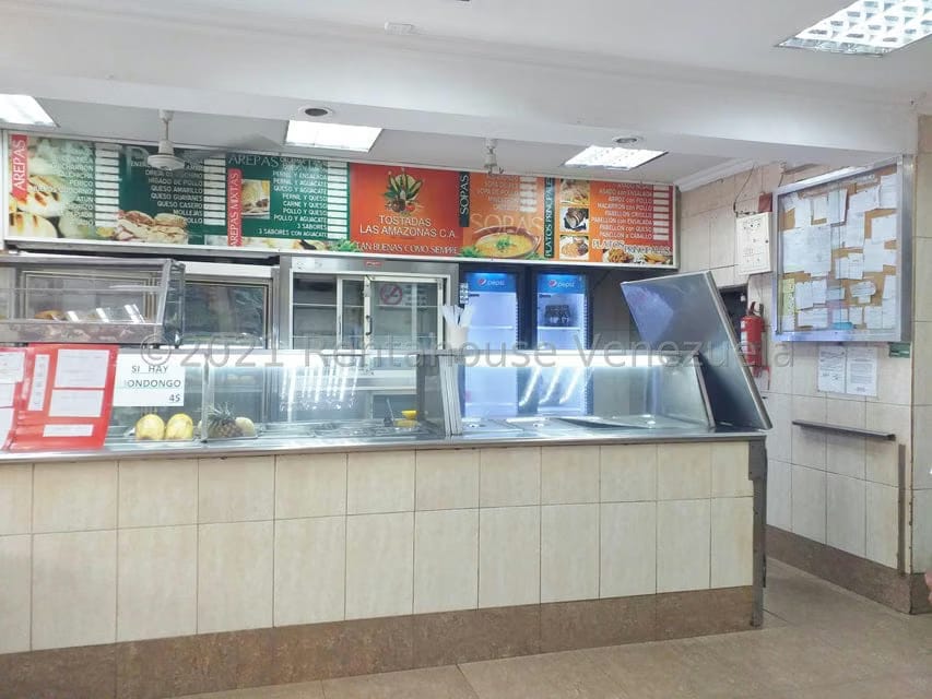 Comercial (Local Comercial) en Venta en La Atlantida, Vargas - 12
