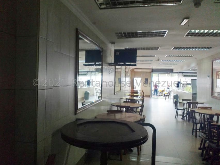 Comercial (Local Comercial) en Venta en La Atlantida, Vargas - 25
