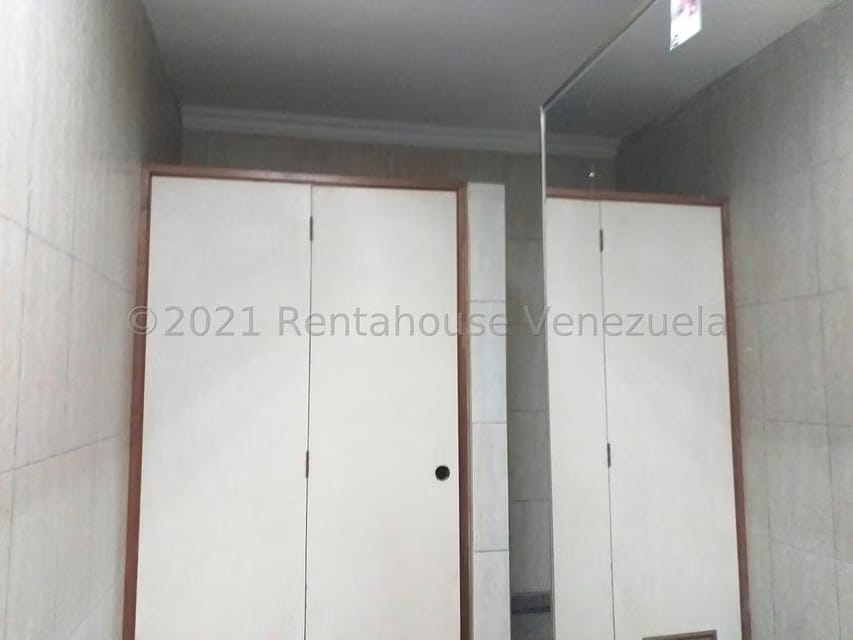 Comercial (Local Comercial) en Venta en La Atlantida, Vargas - 31
