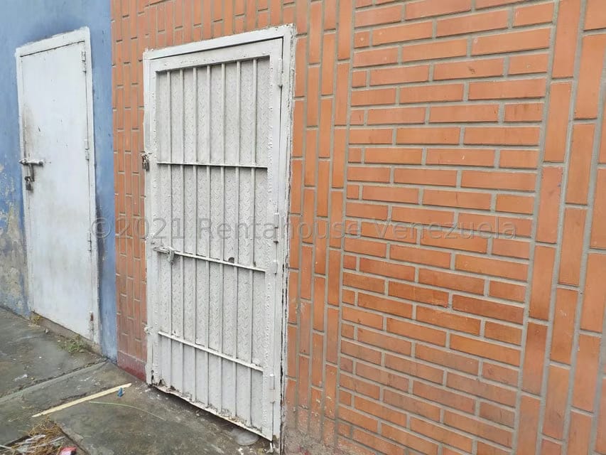 Comercial (Local Comercial) en Venta en La Atlantida, Vargas - 46
