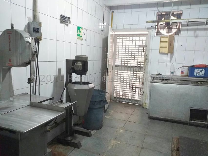 Comercial (Local Comercial) en Venta en La Atlantida, Vargas - 51