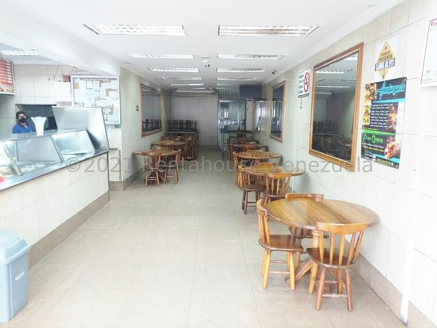 Comercial (Local Comercial) en Venta en La Atlantida, Vargas - 8