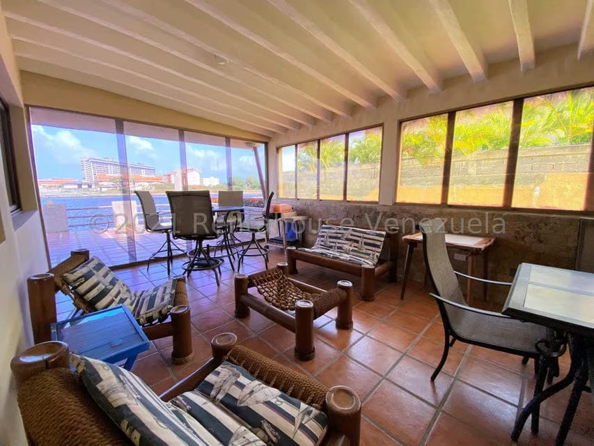 Townhouse (Multiples Niveles) en Venta en Puerto Encantado, Miranda - 11